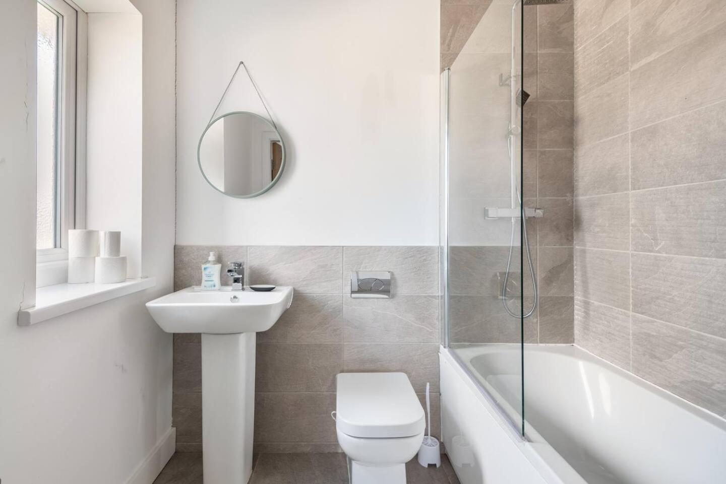Апартаменти Luxurious 3-Bed Penthouse In Sheffield Handsworth Екстер'єр фото